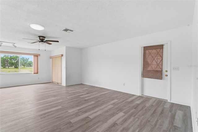 417 GLADSTONE PLACE, Sun City Center, FL 33573