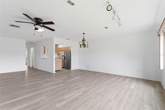 417 GLADSTONE PLACE, Sun City Center, FL 33573