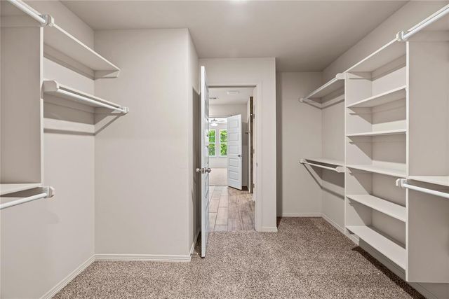 4653 Lincoln Landing, Harrah, OK 73045