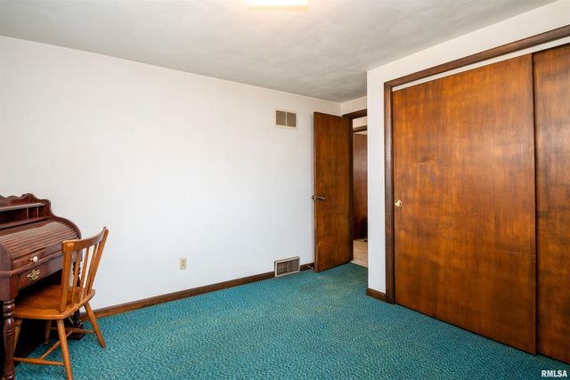 108 TURNRON Place, East Peoria, IL 61611