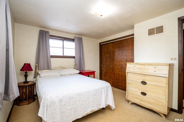 108 TURNRON Place, East Peoria, IL 61611