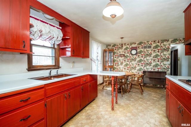 108 TURNRON Place, East Peoria, IL 61611