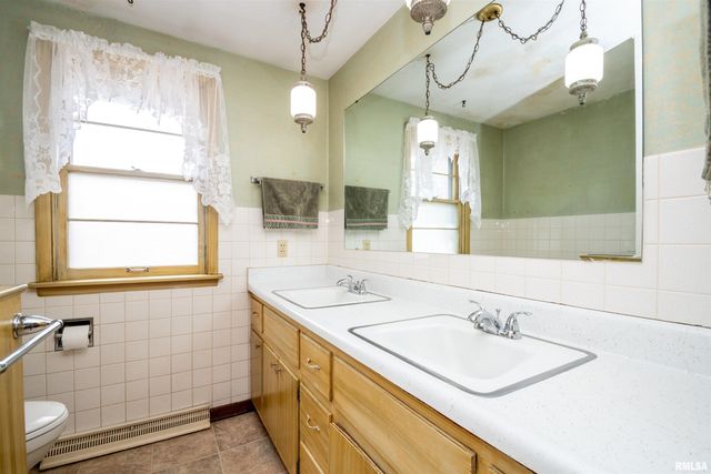 108 TURNRON Place, East Peoria, IL 61611