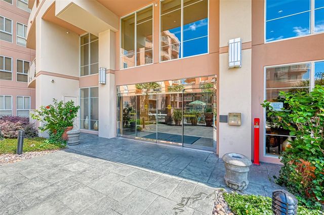 3505 Sage Road 1206, Houston, TX 77056