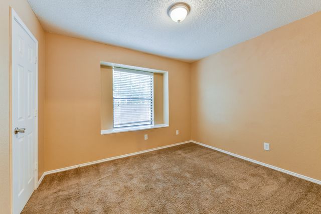 6412 Woodcreek Trail, Fort Worth, TX 76179