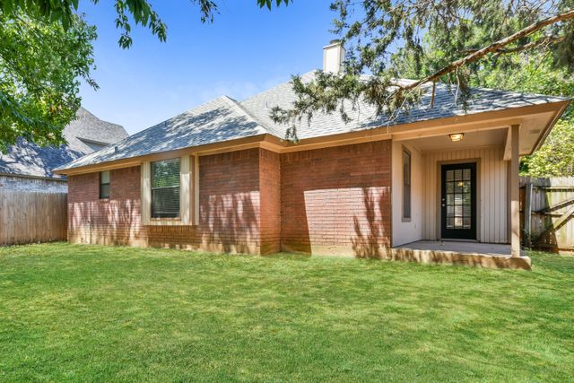 6412 Woodcreek Trail, Fort Worth, TX 76179