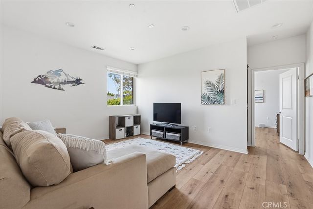 12001 Jackson Square Court, Hawthorne, CA 90250