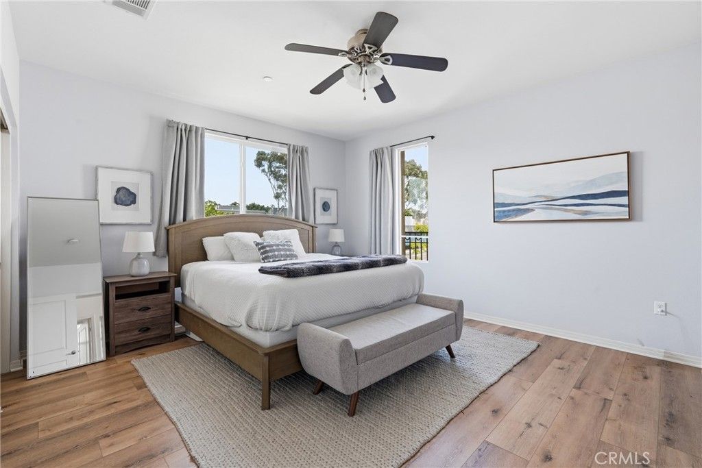 Image 25 of property listing at 12001 Jackson Square Court, Hawthorne, CA 90250