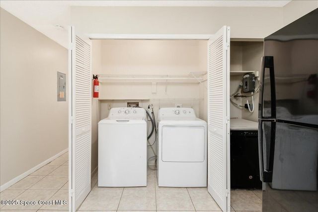 1076 Ivanhoe Street NW, Palm Bay, FL 32907
