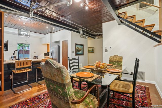 3103 Eisenhauer Rd Apt K14, San Antonio, TX 78209