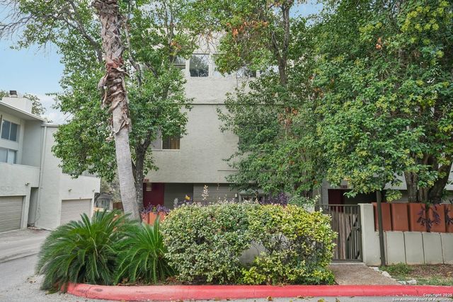 3103 Eisenhauer Rd Apt K14, San Antonio, TX 78209