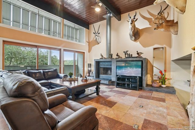 3103 Eisenhauer Rd Apt K14, San Antonio, TX 78209