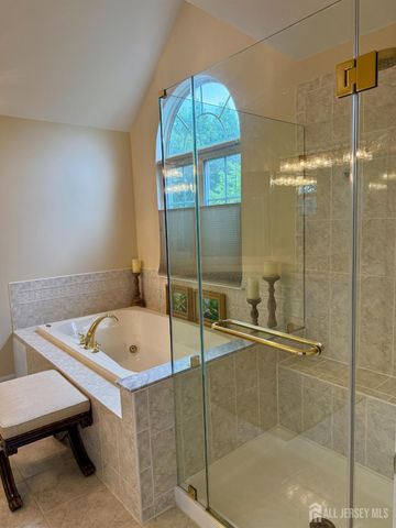 54 Crestwood Street, Piscataway, NJ 08854