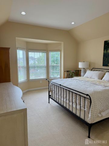 54 Crestwood Street, Piscataway, NJ 08854