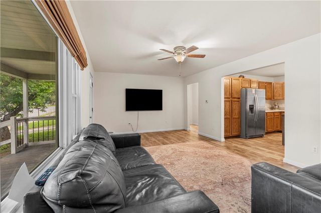 511 W Ashland Street, Nevada, MO 64772