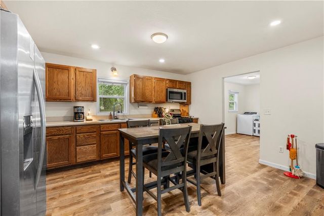 511 W Ashland Street, Nevada, MO 64772