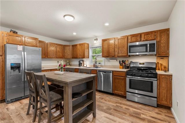 511 W Ashland Street, Nevada, MO 64772
