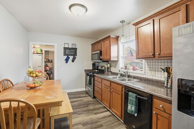 2623 Hart Road, Highland, IN 46322