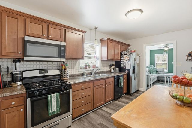 2623 Hart Road, Highland, IN 46322