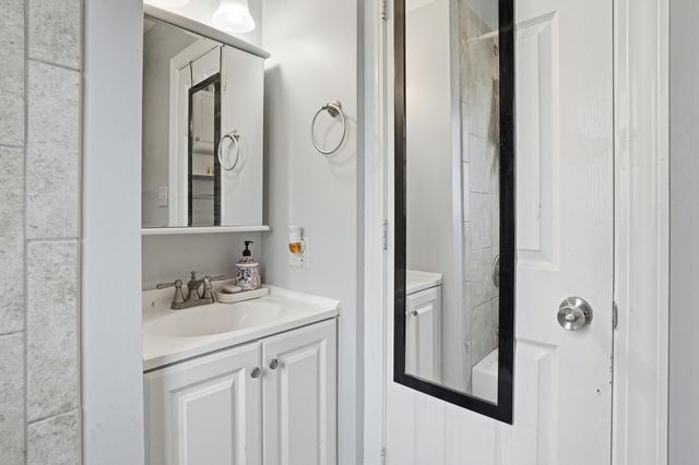 2623 Hart Road, Highland, IN 46322