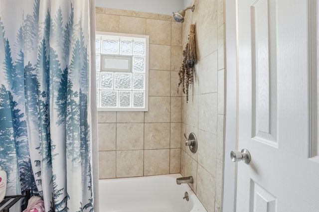 2623 Hart Road, Highland, IN 46322