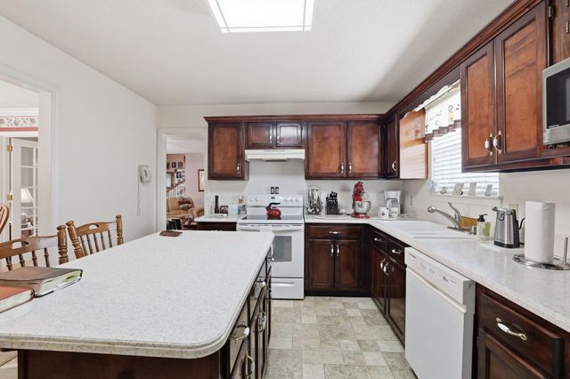 325 Battlefield Drive, Ringgold, GA 30736