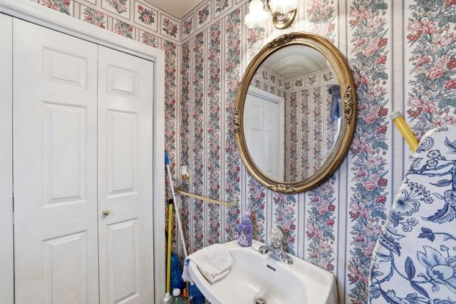 325 Battlefield Drive, Ringgold, GA 30736