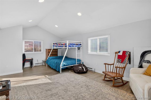 16933 Ziegler Street, Taylor, MI 48180