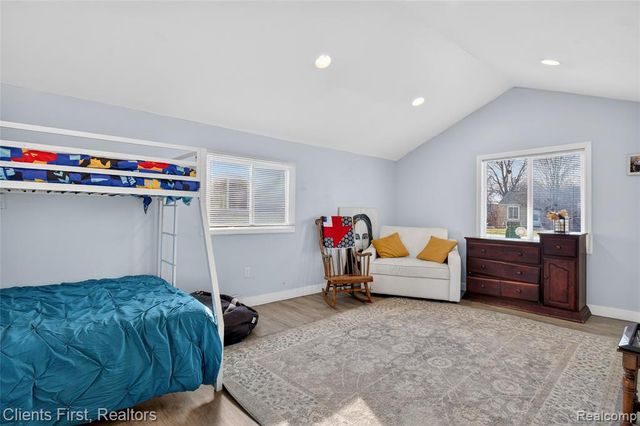 16933 Ziegler Street, Taylor, MI 48180