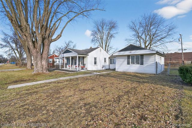 16933 Ziegler Street, Taylor, MI 48180