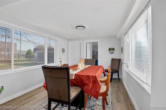 16933 Ziegler Street, Taylor, MI 48180