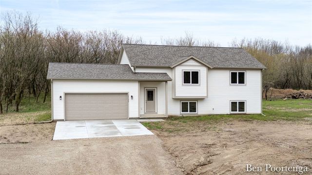 14123 Beardslee Street, Greenville, MI 48838