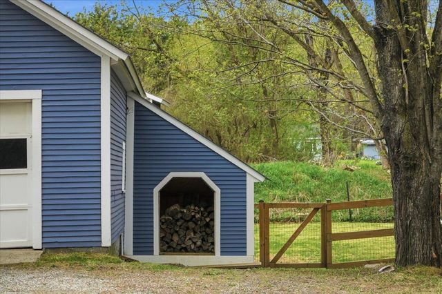 1859 Guptil Road, Waterbury, VT 05677