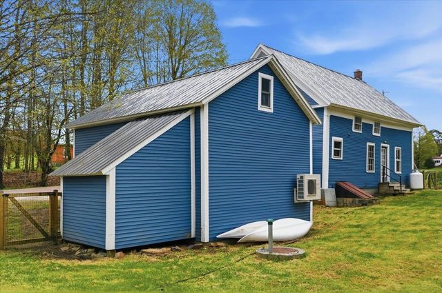 1859 Guptil Road, Waterbury, VT 05677