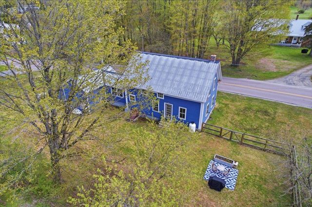 1859 Guptil Road, Waterbury, VT 05677
