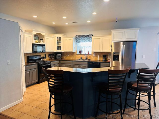 10219 N 119th East Avenue, Owasso, OK 74055