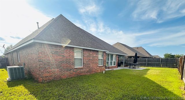 10219 N 119th East Avenue, Owasso, OK 74055