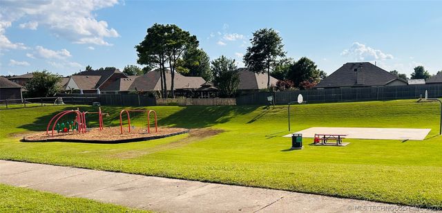 10219 N 119th East Avenue, Owasso, OK 74055