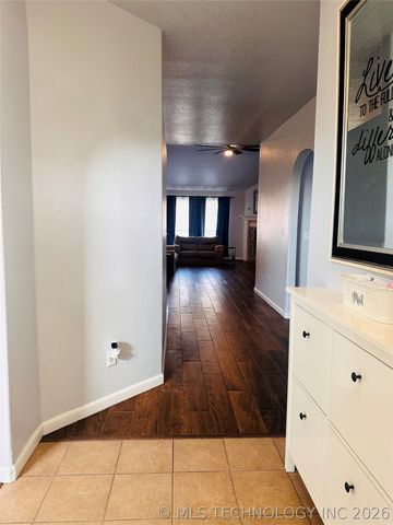 10219 N 119th East Avenue, Owasso, OK 74055