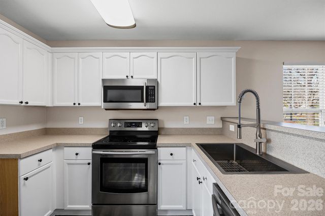 2010 Shady Pond Drive, Lake Wylie, SC 29710