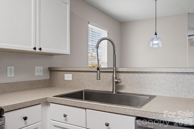 2010 Shady Pond Drive, Lake Wylie, SC 29710