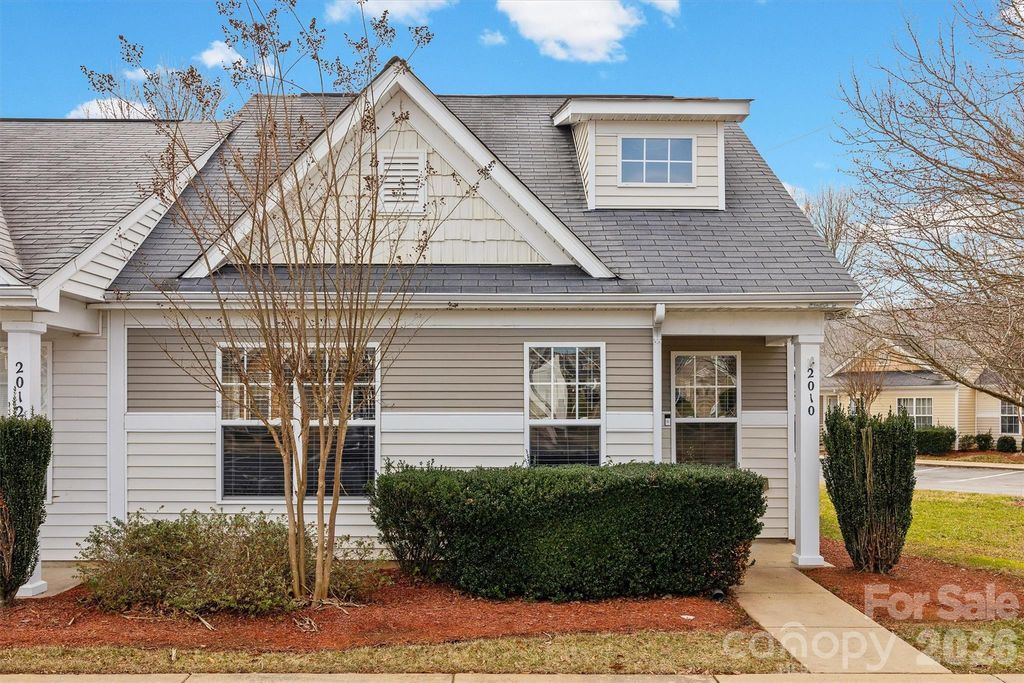 2010 Shady Pond Drive, Lake Wylie, SC 29710