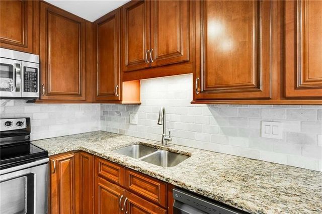 260 River Springs Drive, Atlanta, GA 30328