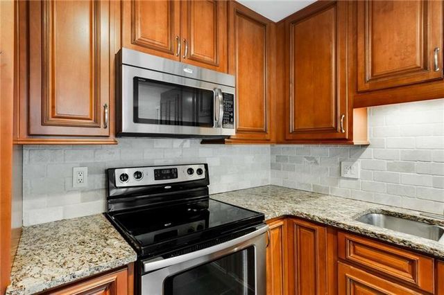 260 River Springs Drive, Atlanta, GA 30328