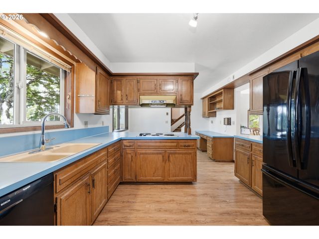3585 WALTON Ln, Eugene, OR 97408