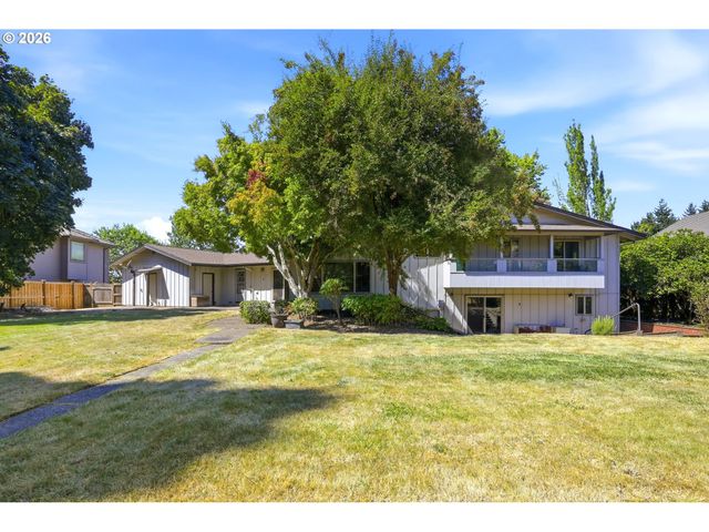 3585 WALTON Ln, Eugene, OR 97408
