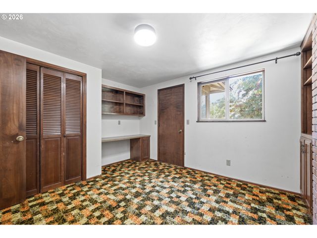 3585 WALTON Ln, Eugene, OR 97408