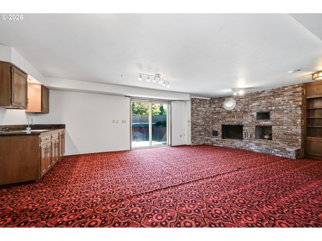 3585 WALTON Ln, Eugene, OR 97408