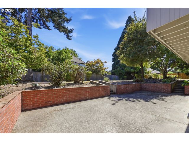 3585 WALTON Ln, Eugene, OR 97408