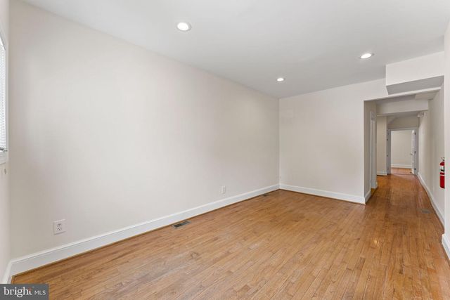 116 E KING ST, Malvern, PA 19355